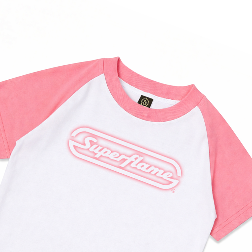 Logo Pink Spray Baby Tee Reglan Pink